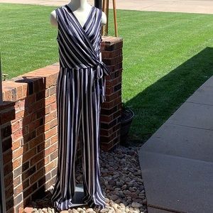 New Emma & Michele Jumpsuit. Size 10